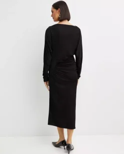 Czarna sukienka maxi