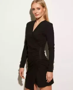 Czarna sukienka z guzikami Stardust