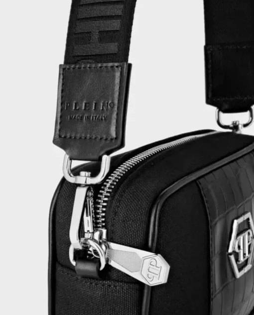 Czarna torba crossbody z efektem skóry krokodyla