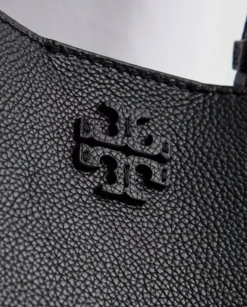 Czarna torebka McGraw Bucket Small