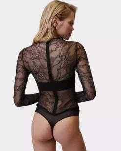 Czarne body Electric ze stringami