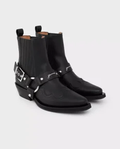 Czarne botki w stylu western
