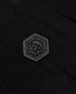 Czarne jeansy z logo