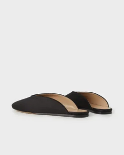 Czarne satynowe mule