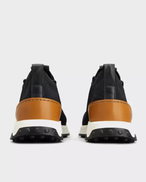 Czarne sneakersy o strukturze siateczki