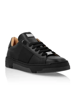 Czarne sneakersy ze skóry