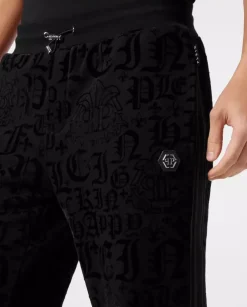 Czarne spodnie dresowe z monogramem