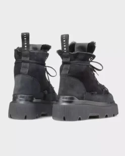 Czarne zamszowe buty Matilda