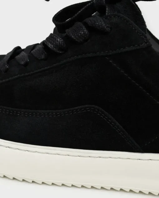Czarne zamszowe sneakersy Mondo