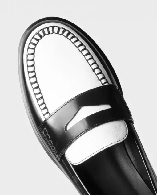 Czarno-białe loafersy ze skóry