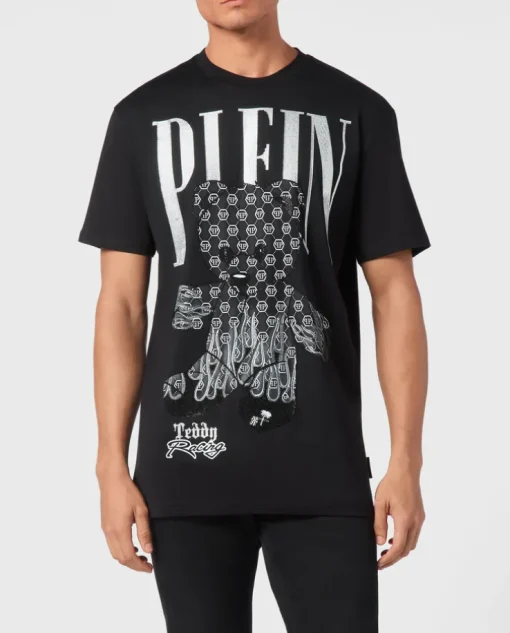 Czarny t-shirt z ozdobnym misiem i logo