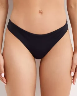 Czarny dół od bikini