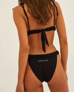 Czarny dół od bikini Girlish Charm
