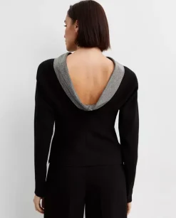 Czarny longsleeve z marszczeniem