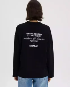 Czarny longsleeve z nadrukiem