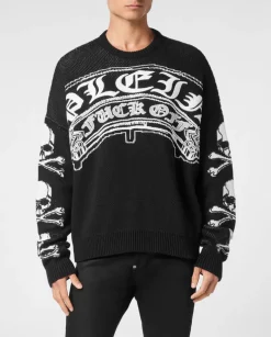 Czarny sweter z printem