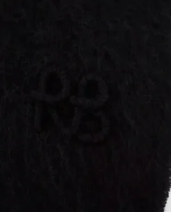 Czarny szalik z logo max