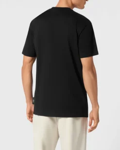Czarny T-shirt z aplikacją
