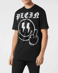 Czarny t-shirt z aplikacją
