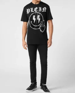 Czarny t-shirt z aplikacją