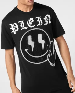 Czarny t-shirt z aplikacją