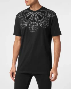 Czarny T-shirt z błyszczącą aplikacją