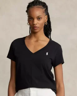 Czarny t-shirt z dekoltem w kształcie litery V