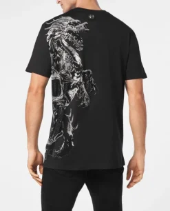 Czarny T-shirt z dużym printem