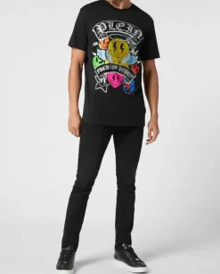 Czarny t-shirt z dużym zdobieniem z kryształów