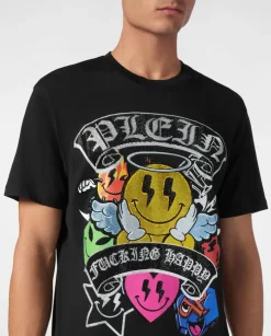Czarny t-shirt z dużym zdobieniem z kryształów