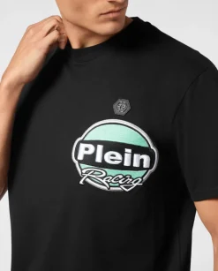 Czarny t-shirt z haftem