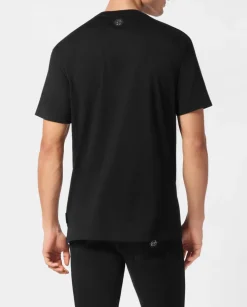 Czarny t-shirt z kolorową aplikacją z kryształów