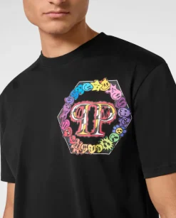 Czarny t-shirt z kolorowym logo