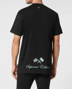 Czarny t-shirt z kultową czaszką