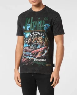 Czarny t-shirt z nadrukiem