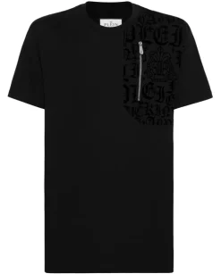 Czarny t-shirt z ozdobną aplikacją