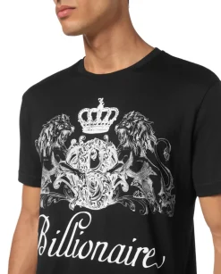 Czarny t-shirt z ozdobnym nadrukiem