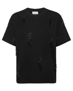 Czarny t-shirt z ozdobnymi frędzlami