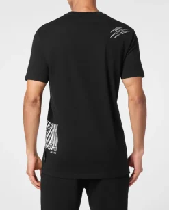 Czarny t-shirt ze stójką