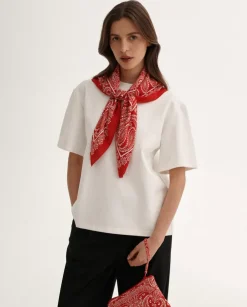 Czerwona bandana z pirntem