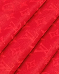 Czerwona chusta w monogram