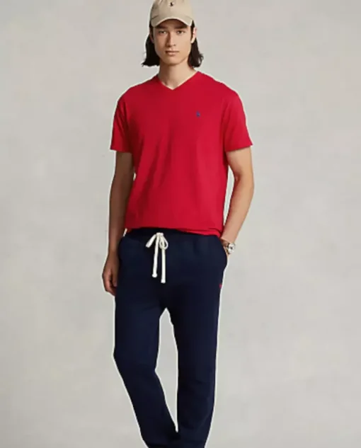 Czerwona koszulka z haftowanym logo Classic Fit