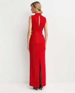 Czerwona sukienka maxi