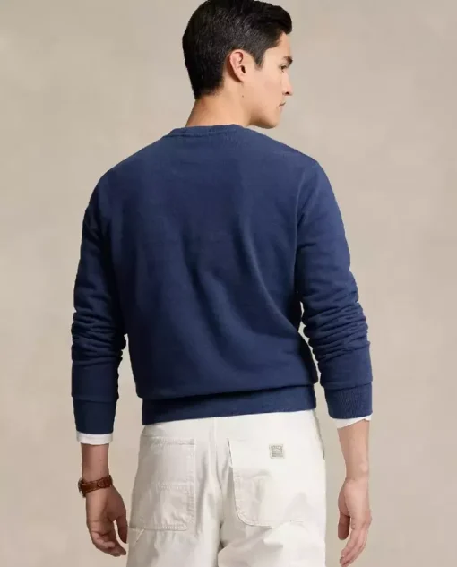 Granatowa bluza z haftowanym logo