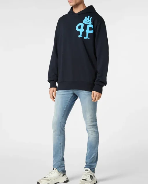 Granatowa bluza z kapturem