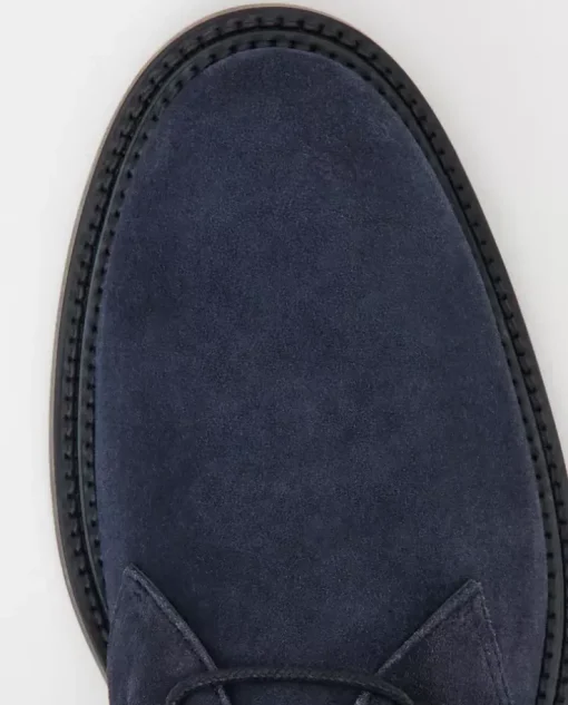 Granatowe buty z wiązaniem