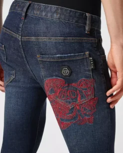 Granatowe jeansy z haftem Skull Skinny Fit