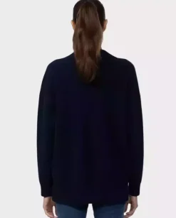 Granatowy sweter z kaszmiru