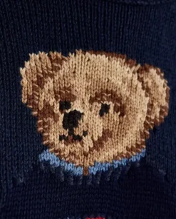 Granatowy sweter z misiem