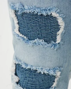 Jasnoniebieskie jeansy Super Straight